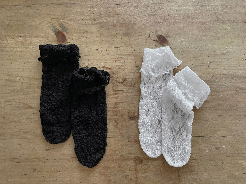 Venus Lace Socks _2 Colors