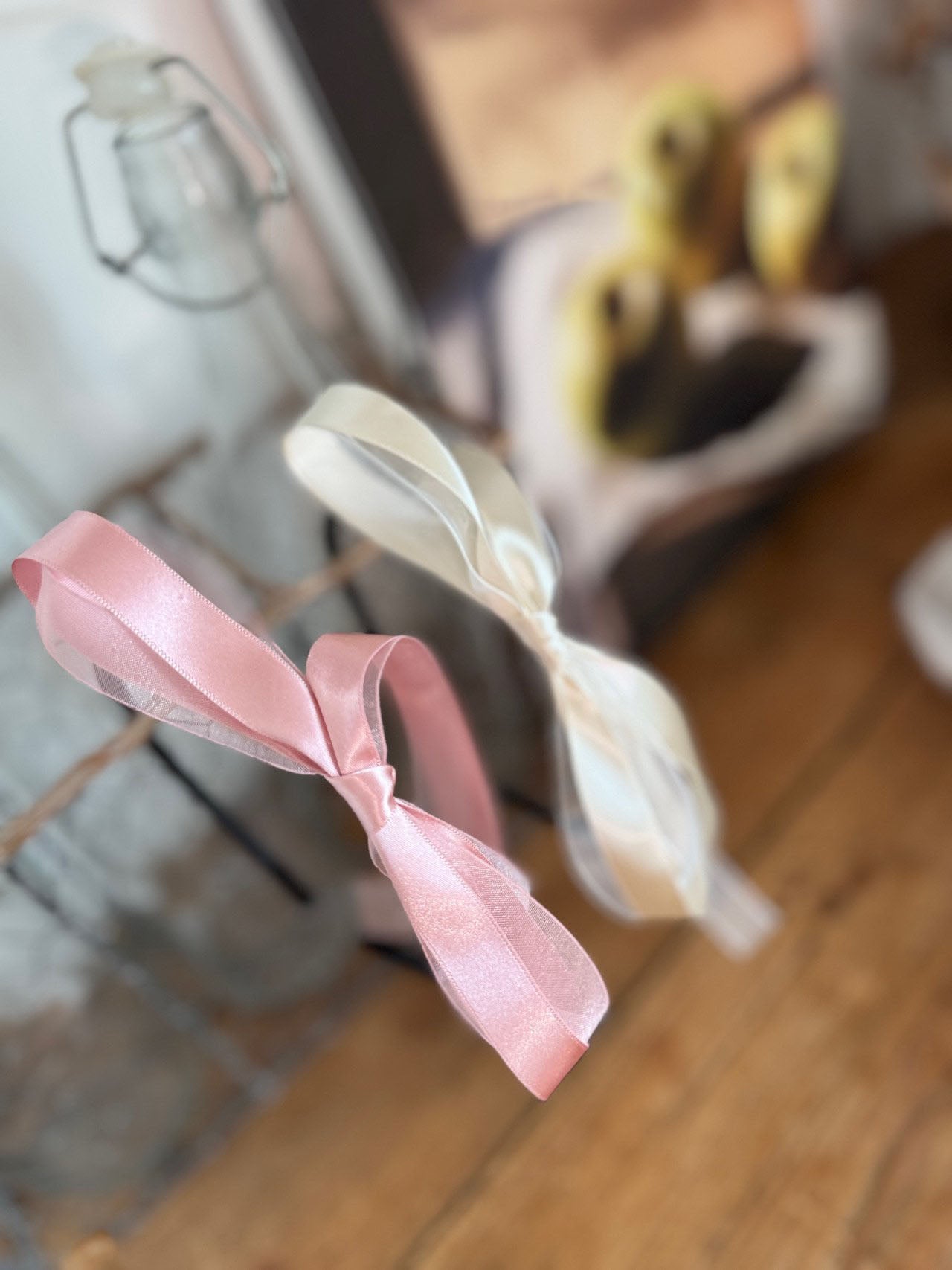M Ribbon Hairband_ 2 Colors