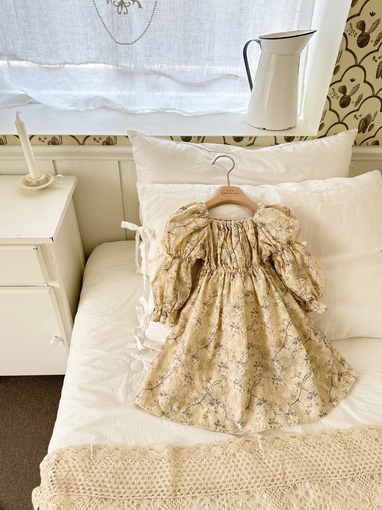 Misty Eyelet Dress _Beige
