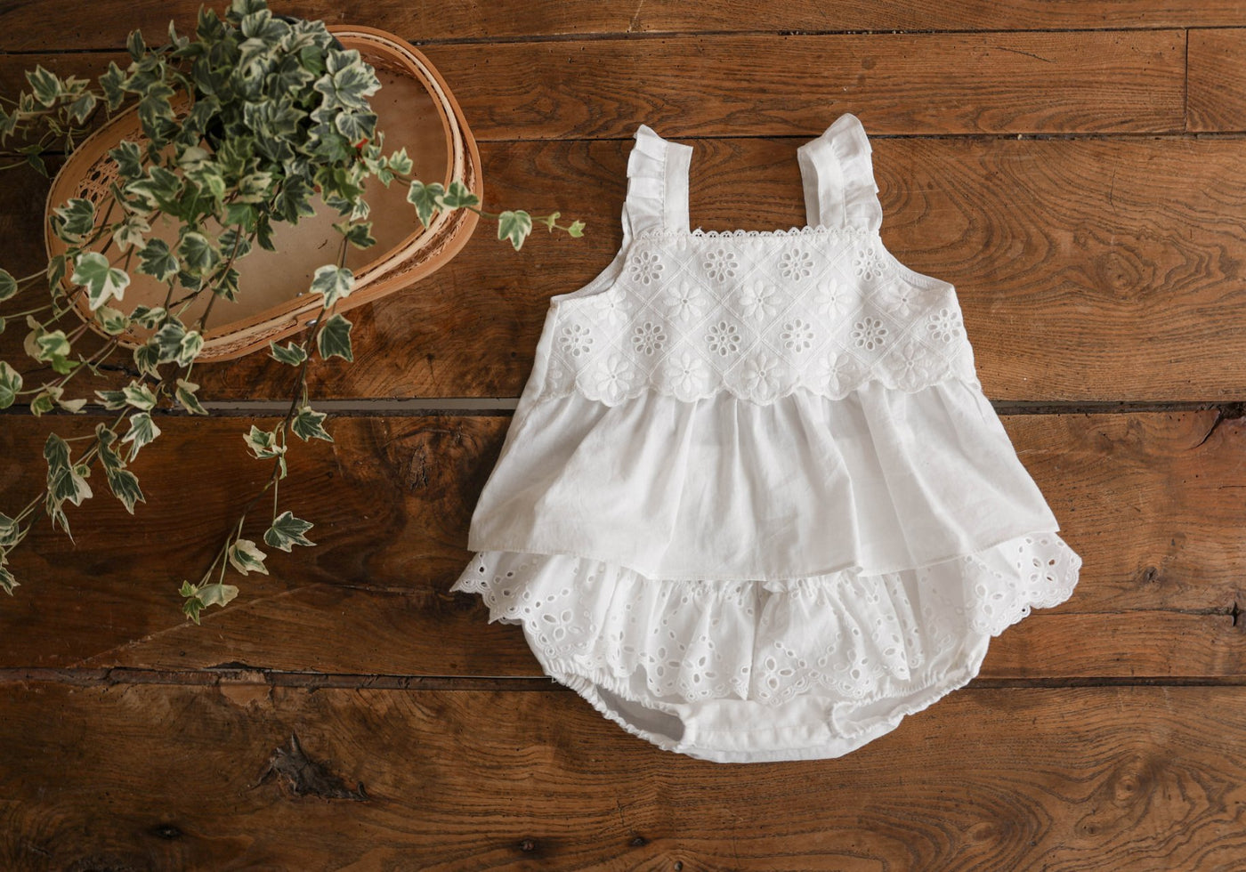 Bael bebe Top & Bloomer Set