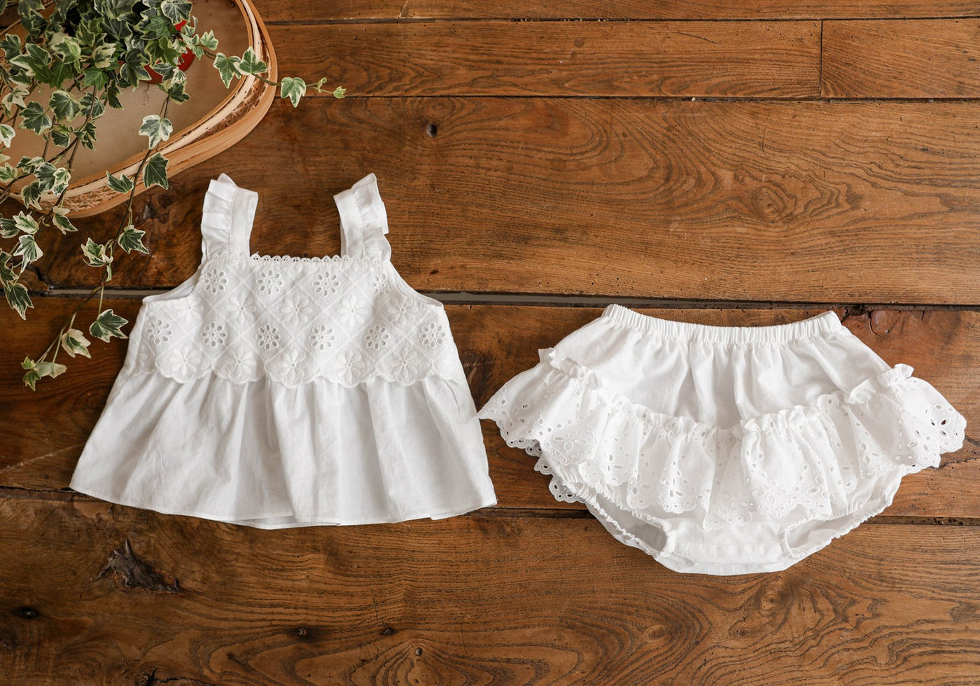 Bael bebe Top & Bloomer Set