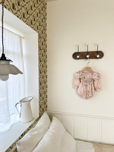 Misty Eyelet Romper _Pink