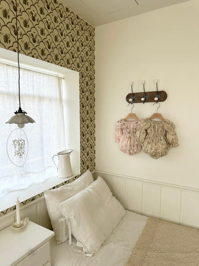 Misty Eyelet Romper _Beige