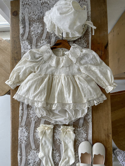 Seri Lace Bonnet