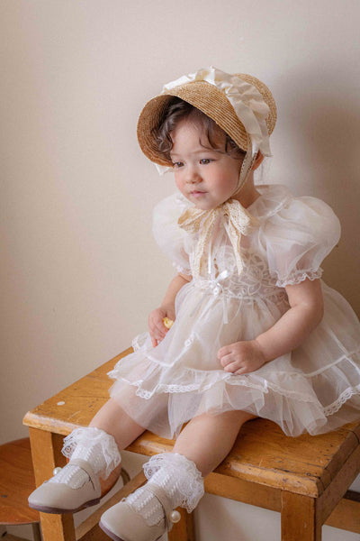 Aroha Frill Bonnet