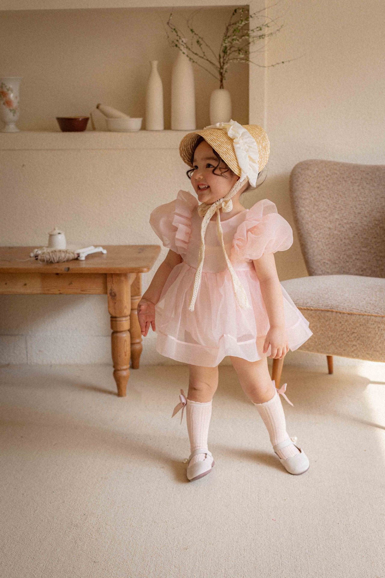 Aroha Frill Bonnet
