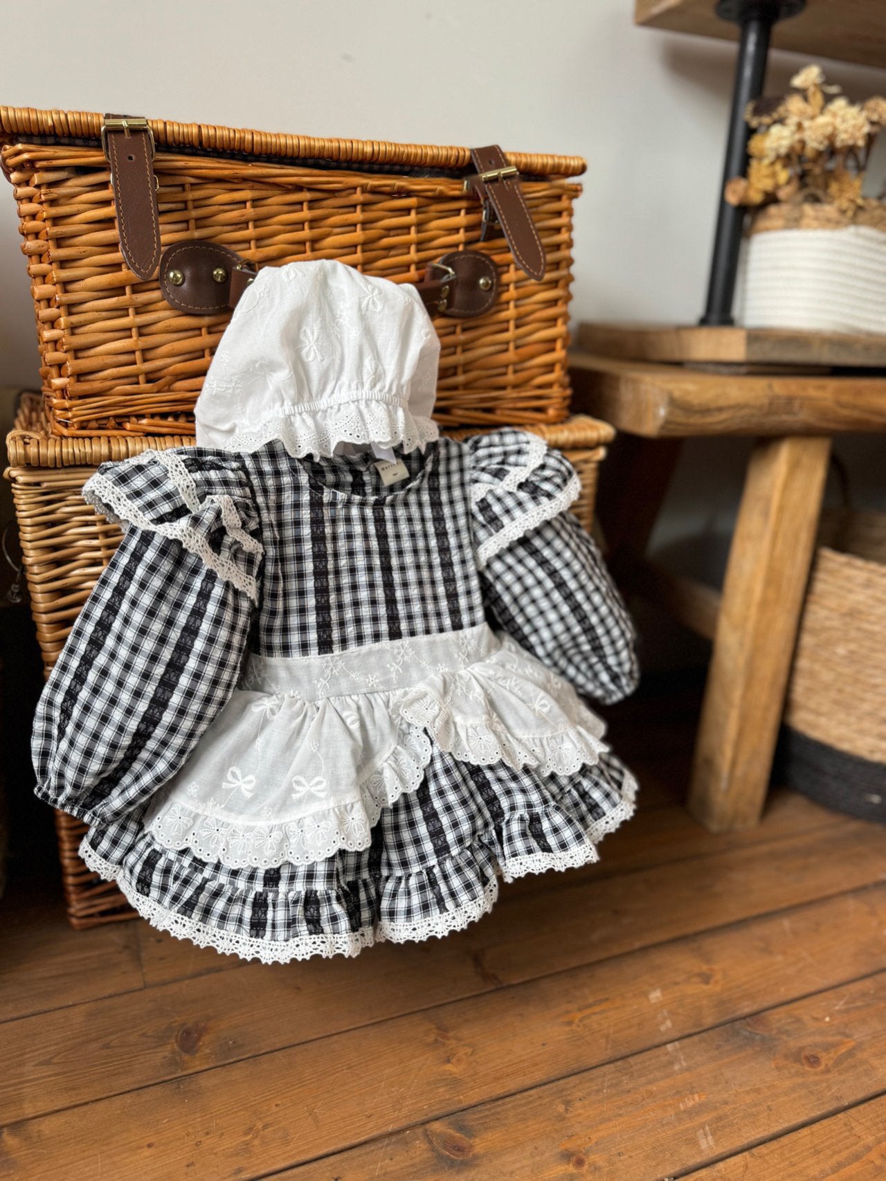 Ribbon Lace Bonnet