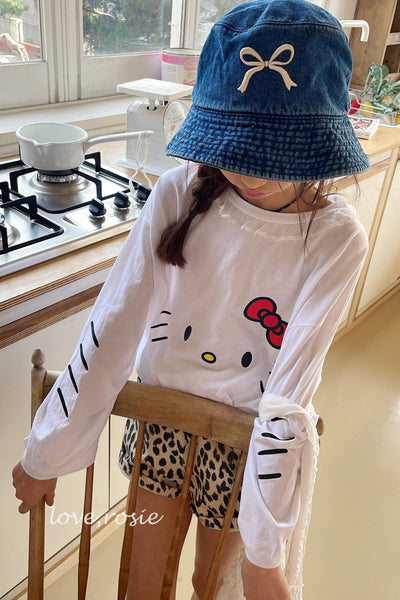 Kitten Vacation Adult Top_ 2 Colors (Wholesale)