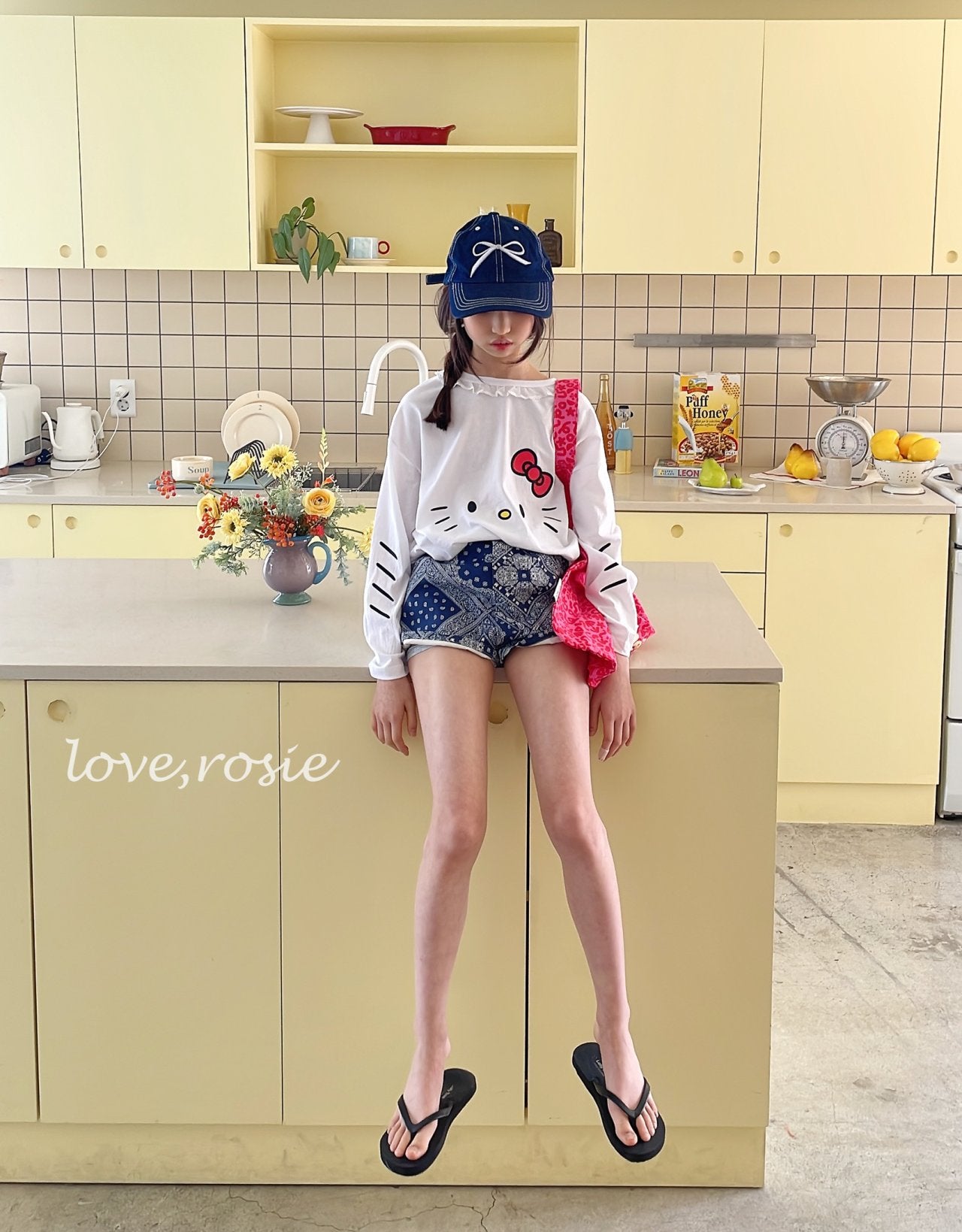 Kitten Vacation Adult Top_ 2 Colors (Wholesale)