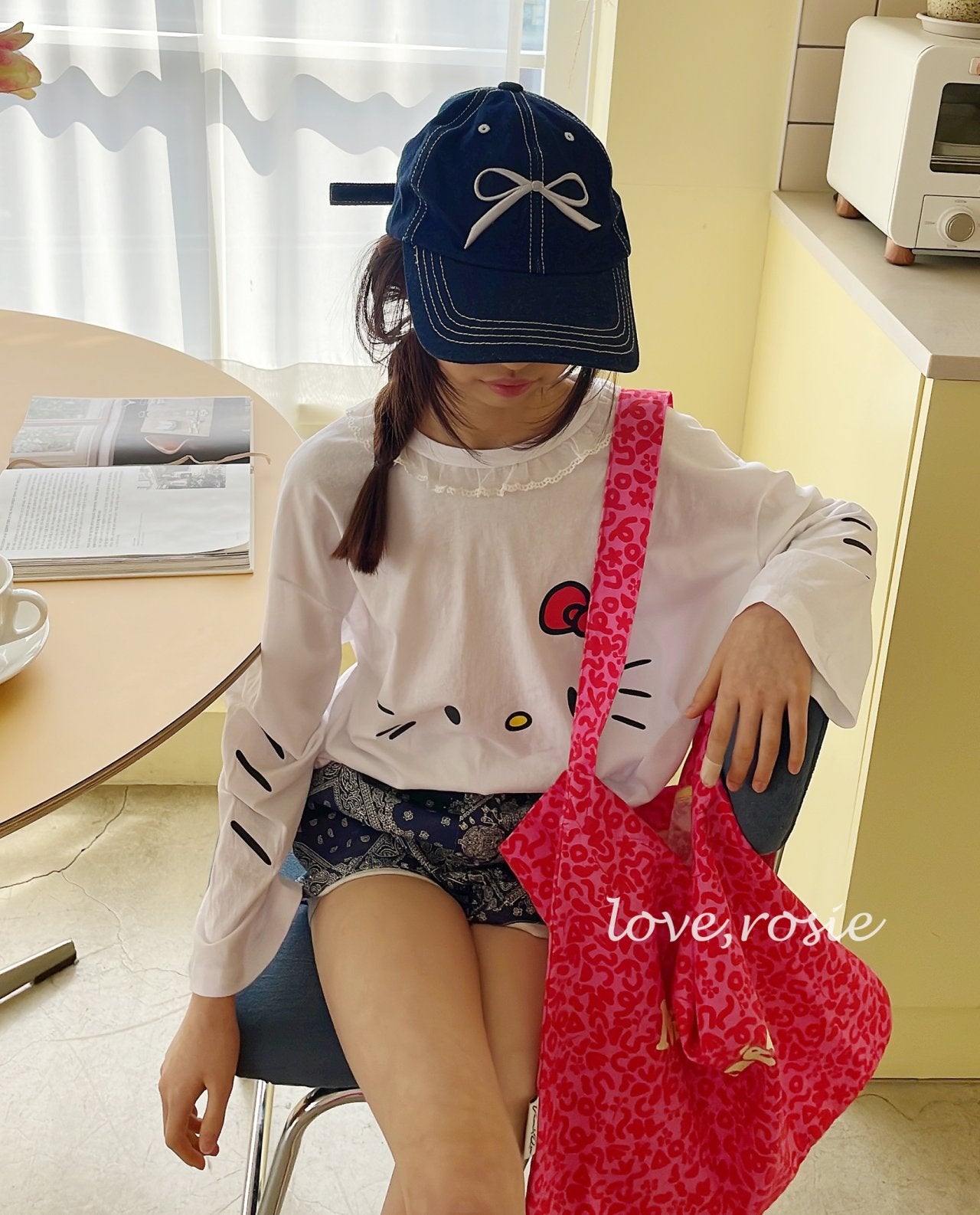 Kitten Vacation Adult Top_ 2 Colors (Wholesale)