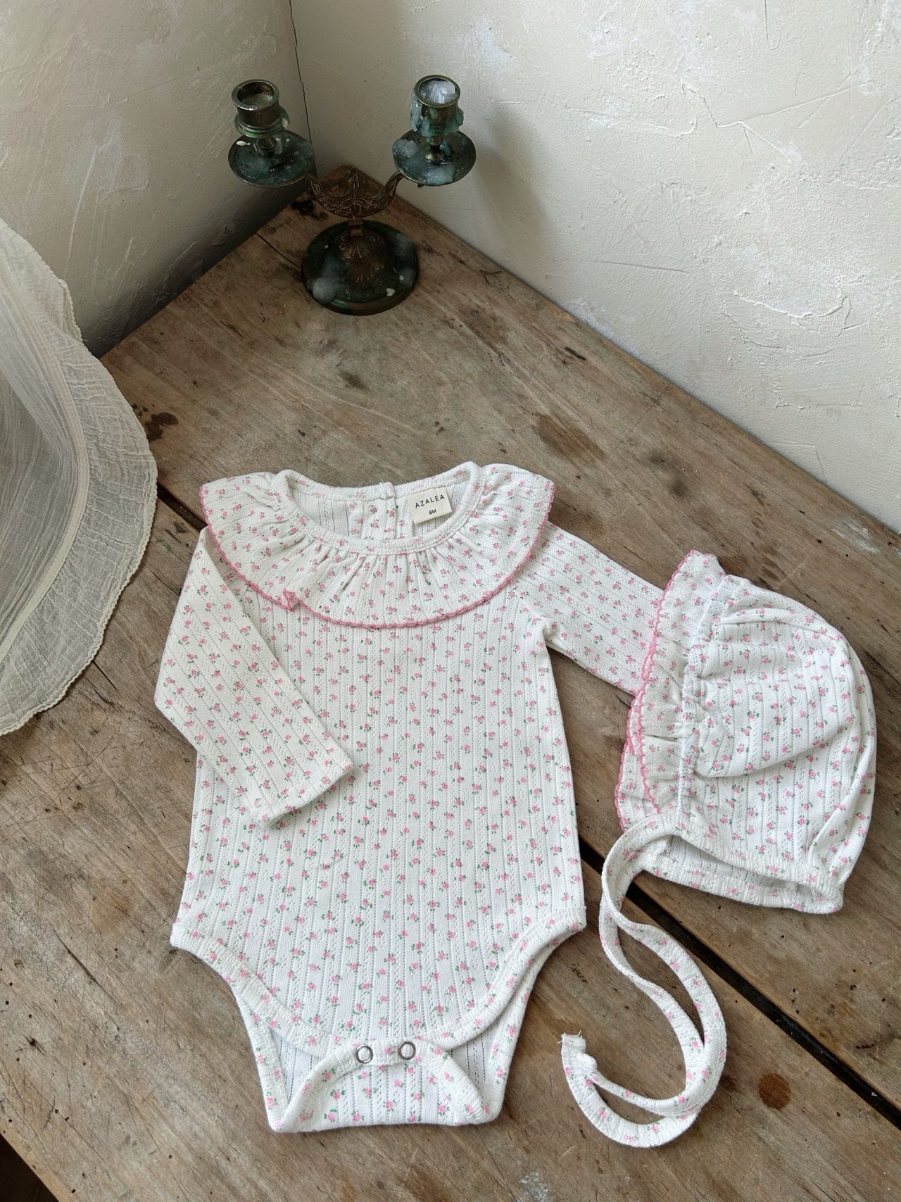 Freesia Bodysuit & Bonnet Set