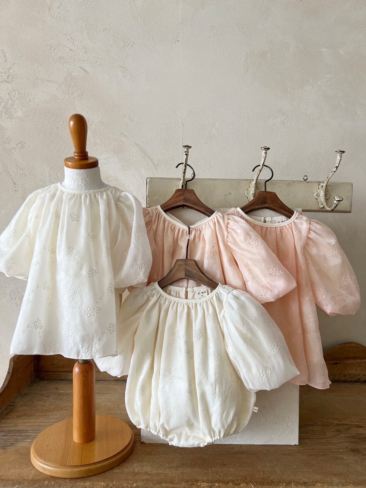 Swan Dress_ 2 Colors