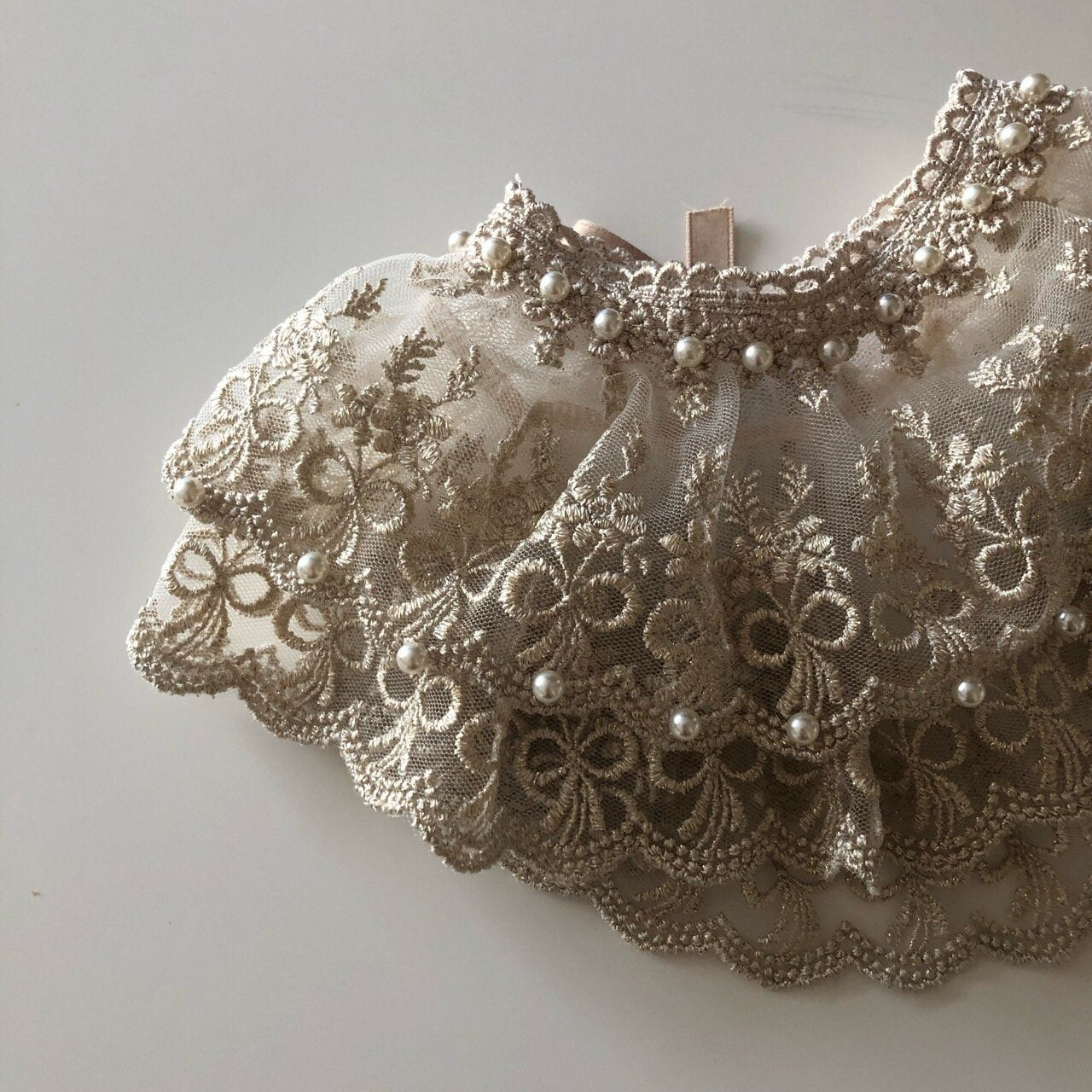 Vintage Pearl Frill Neck Collar