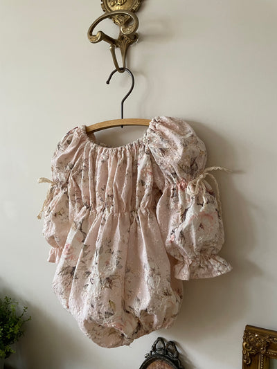 Misty Eyelet Romper _Pink