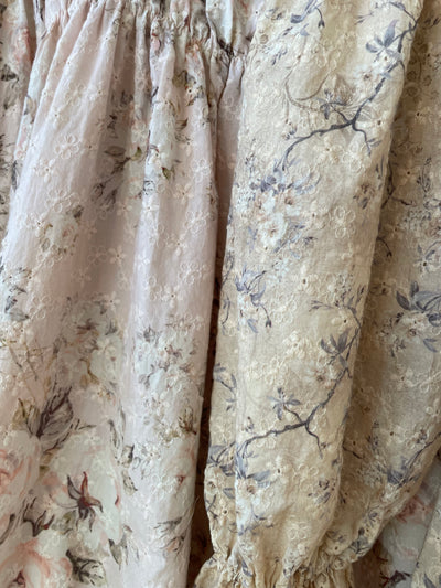 Misty Eyelet Dress _Beige